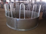 round hay feeder